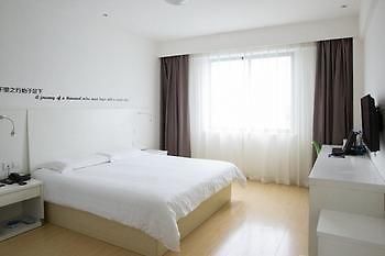 Motel 168 Shanghai Nanhui Huinan Subway Station Esterno foto